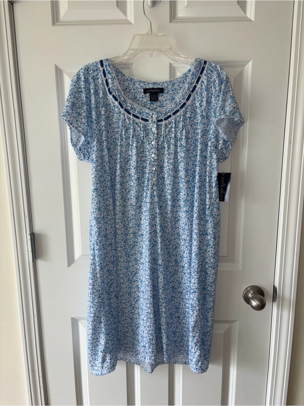Earth Angels Light Blue Floral Short-Sleeve Nightgown